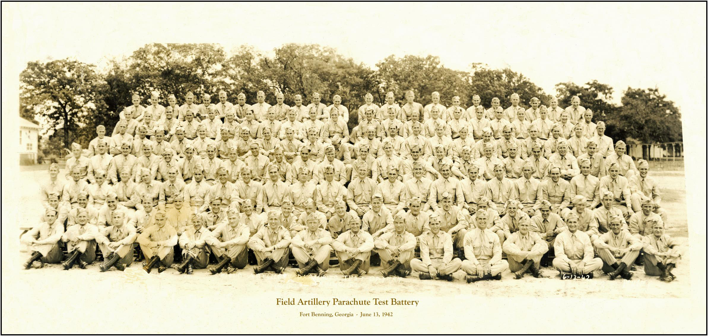 parachute field artillery test battery 1942